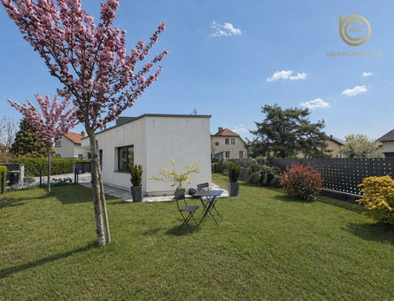 Lokacija: Ljubljana okolica, Domžale, Rodica