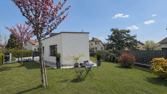 Lokacija: Ljubljana okolica, Domžale, Rodica