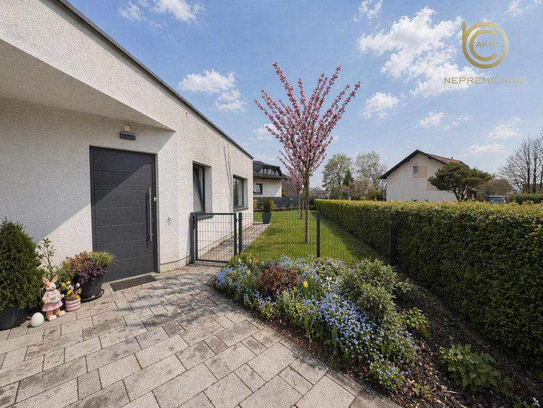 Lokacija: Ljubljana okolica, Domžale, Rodica