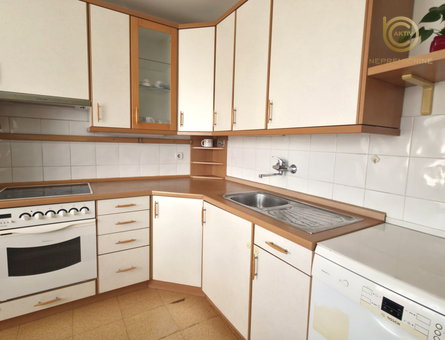 Lokacija: Ljubljana okolica, Mengeš, Mengeš