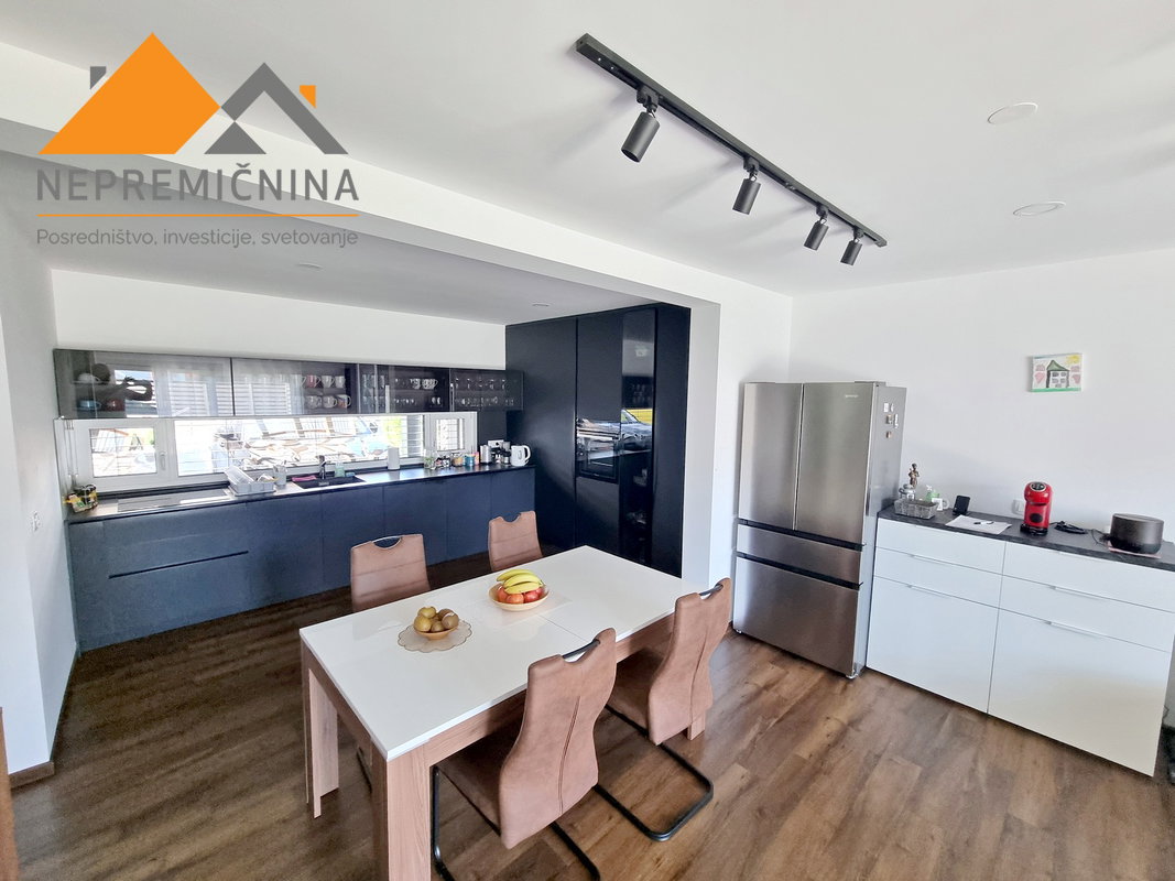 Lokacija: Gorenjska, Škofja Loka, Škofja Loka