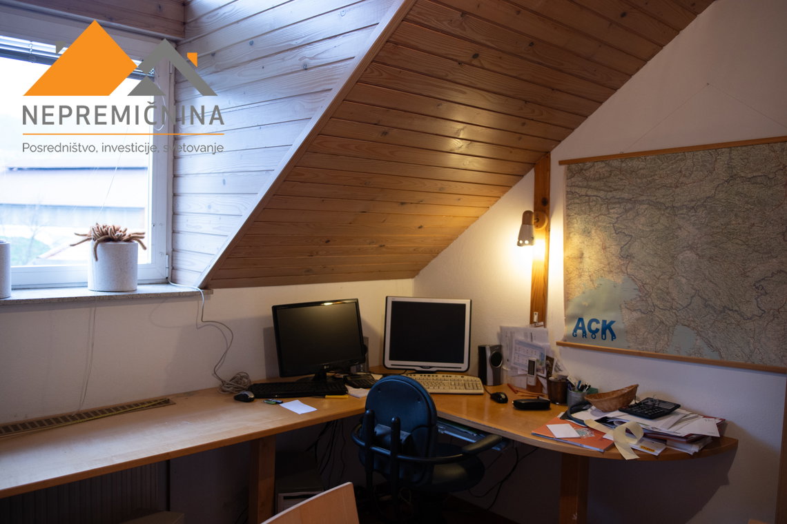 Lokacija: Gorenjska, Kranj, Stražišče