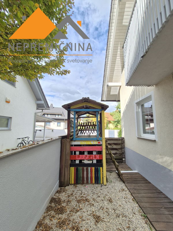 Lokacija: Gorenjska, Šenčur, Šenčur