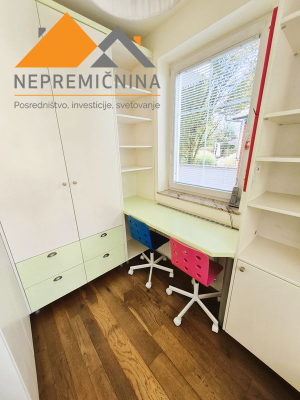 Lokacija: Gorenjska, Šenčur, Šenčur