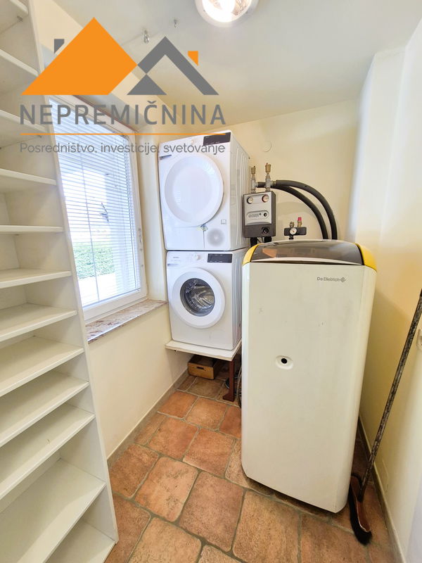 Lokacija: Gorenjska, Šenčur, Šenčur