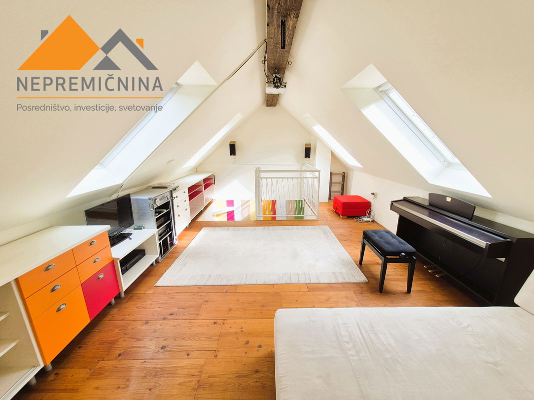 Lokacija: Gorenjska, Šenčur, Šenčur