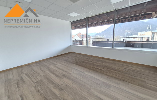 Lokacija: Gorenjska, Kranj, Center