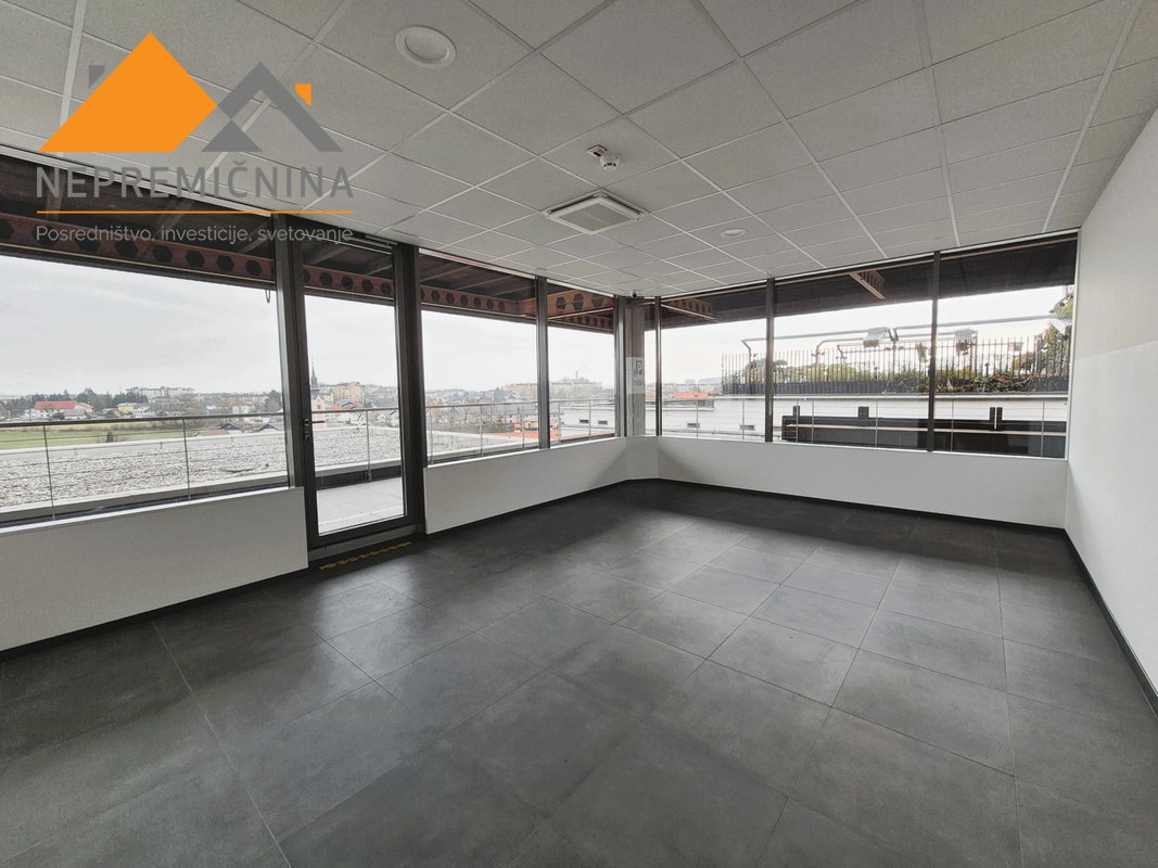 Lokacija: Gorenjska, Kranj, Center