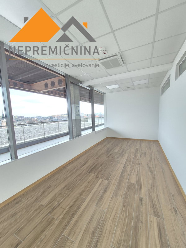 Lokacija: Gorenjska, Kranj, Center