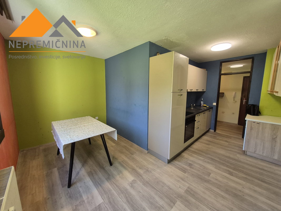 Lokacija: Gorenjska, Kranj, Planina II