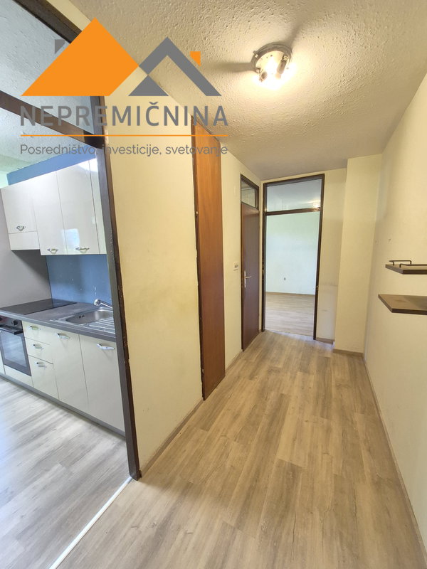 Lokacija: Gorenjska, Kranj, Planina II