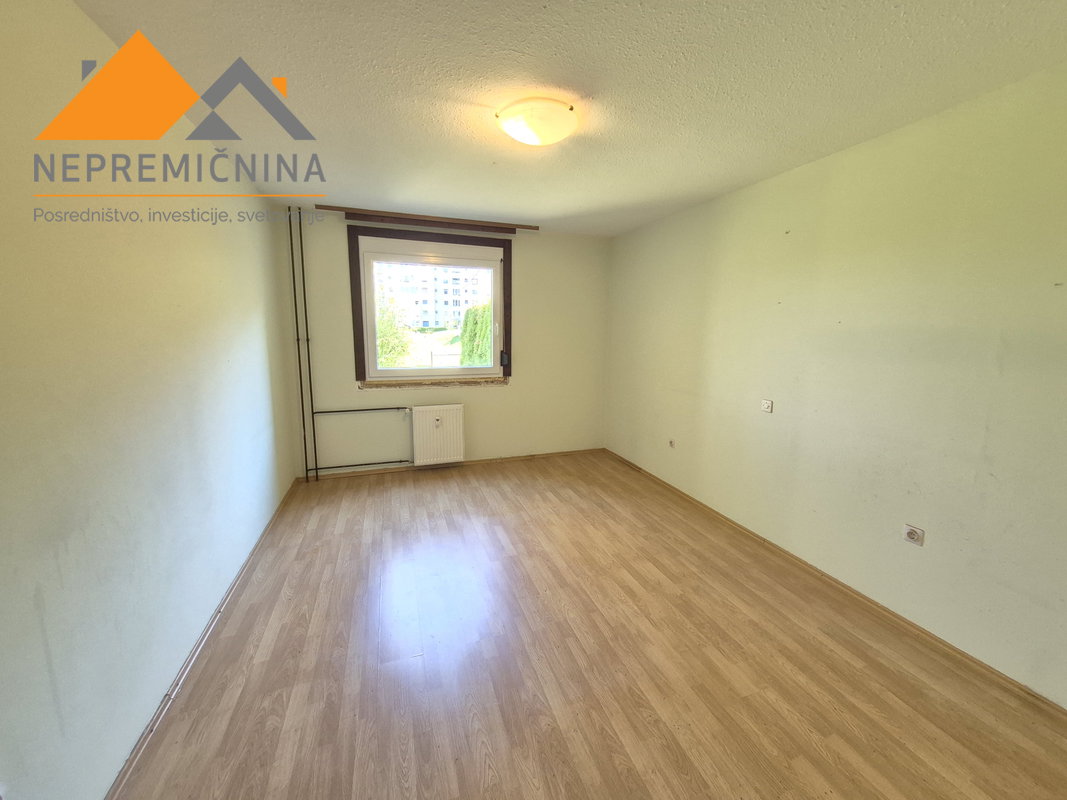 Lokacija: Gorenjska, Kranj, Planina II