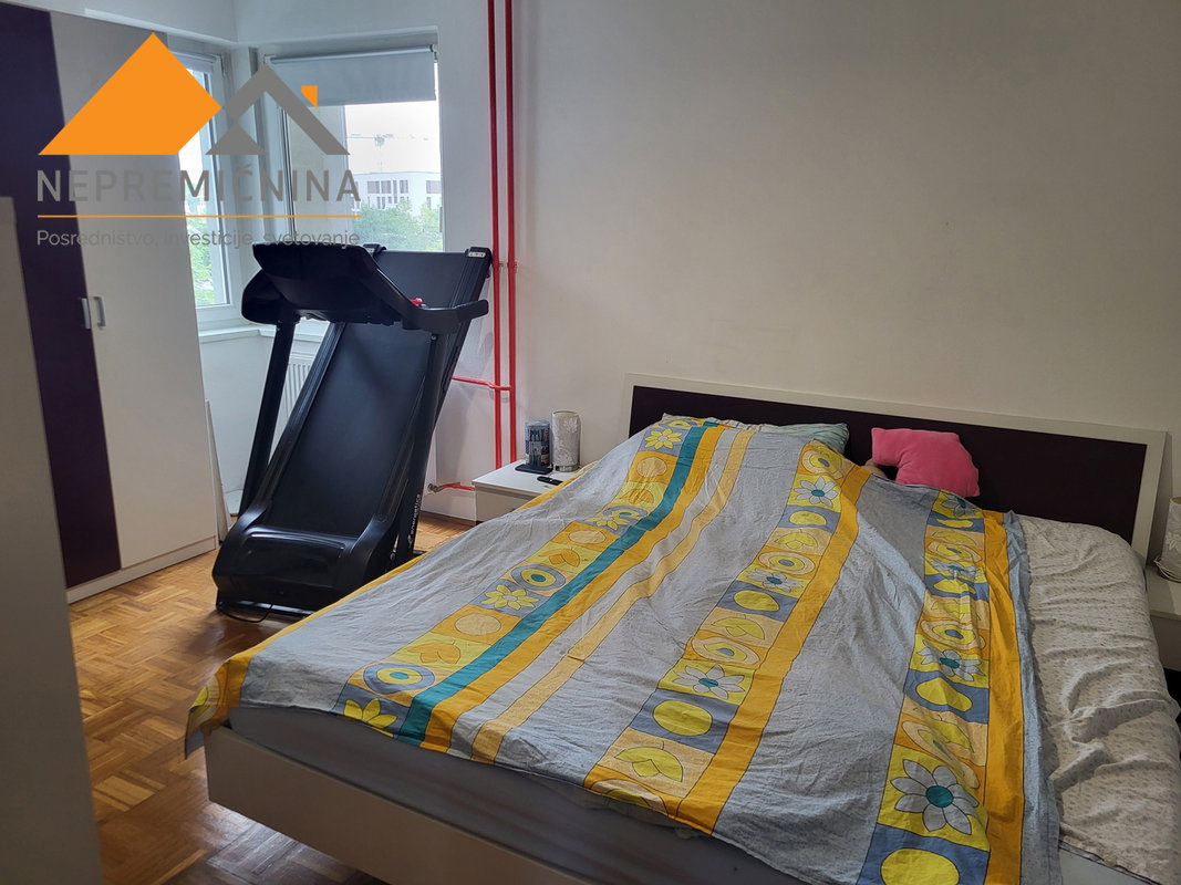 Lokacija: Gorenjska, Kranj, Planina I