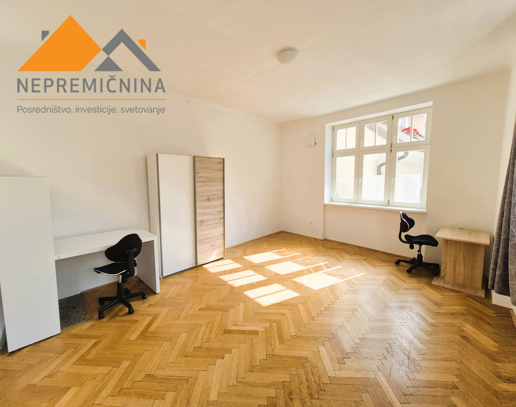 Lokacija: Gorenjska, Kranj, Center