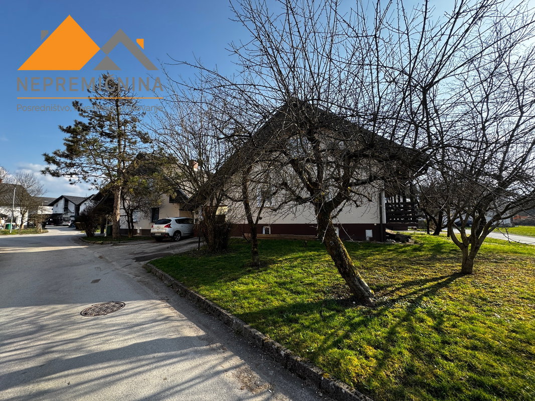 Lokacija: Gorenjska, Kranj, Srednje Bitnje