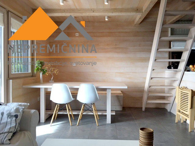 Lokacija: Gorenjska, Cerklje na Gorenjskem, Ambrož pod Krvavcem