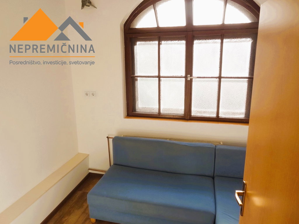 Lokacija: Gorenjska, Kranj, Center