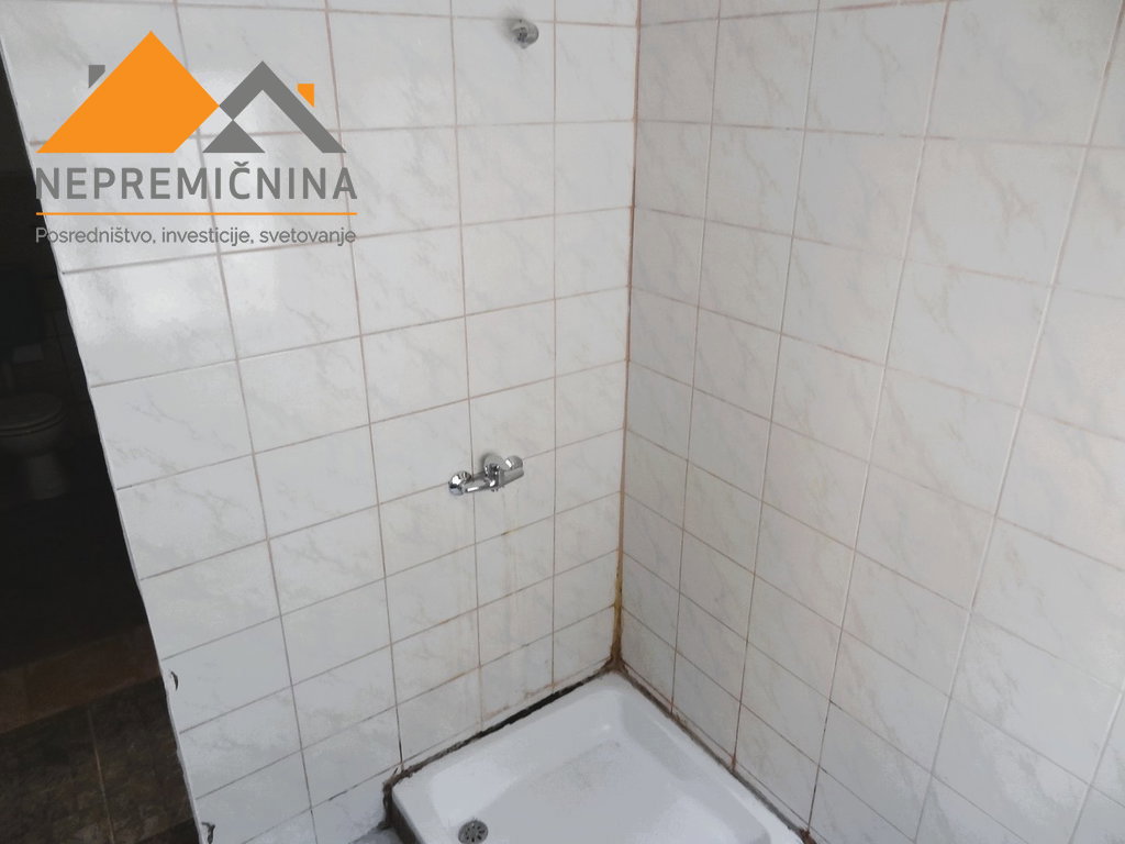 Lokacija: Gorenjska, Kranj, Center