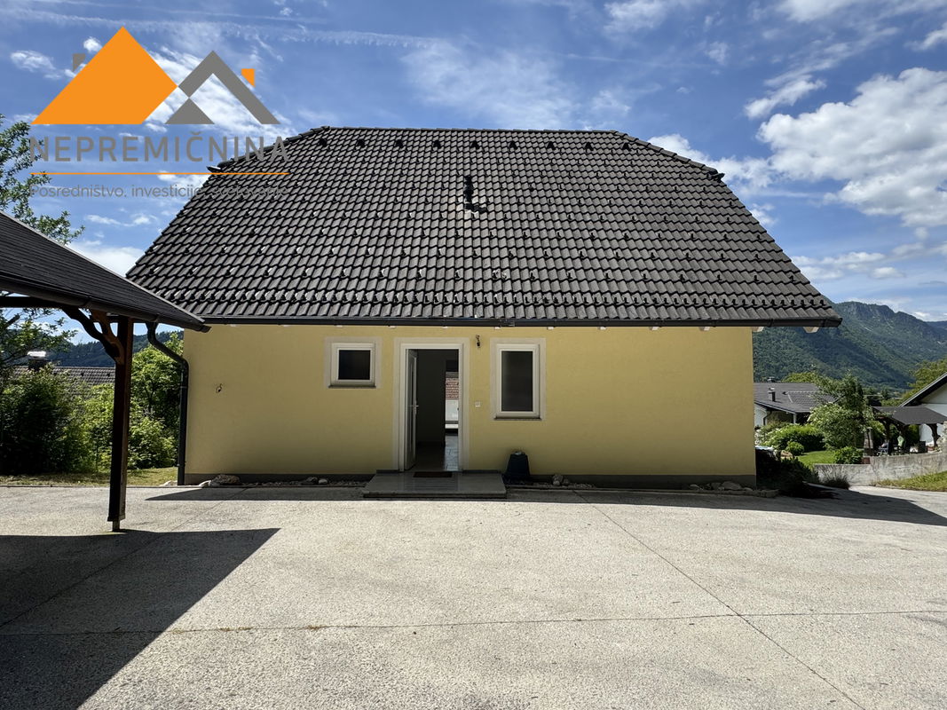 Lokacija: Gorenjska, Jesenice, Jesenice