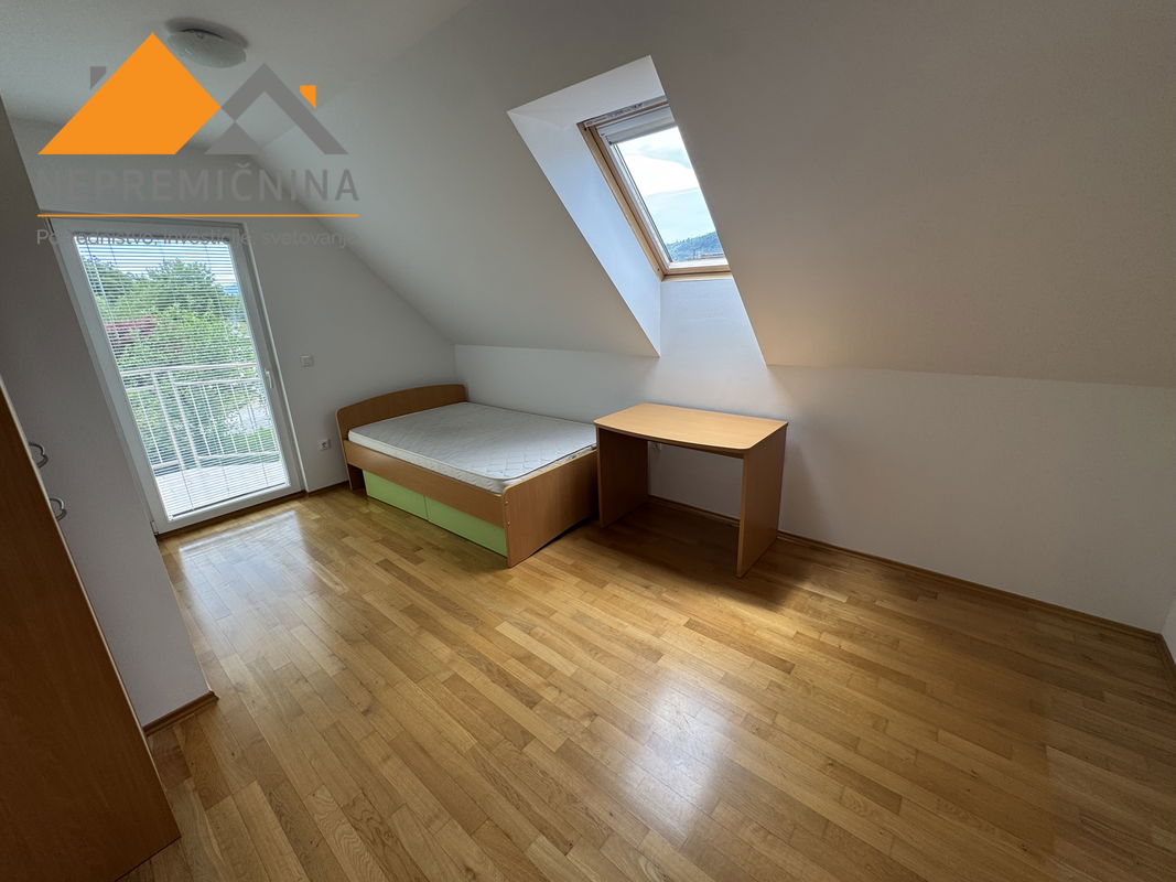 Lokacija: Gorenjska, Jesenice, Jesenice