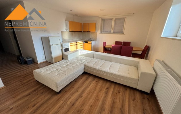 Lokacija: Gorenjska, Kranj, Vodovodni stolp