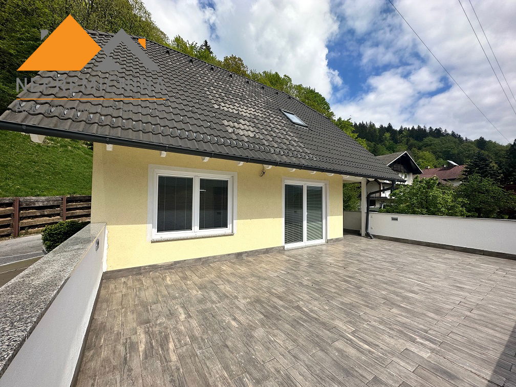 Lokacija: Gorenjska, Jesenice, Koroška Bela
