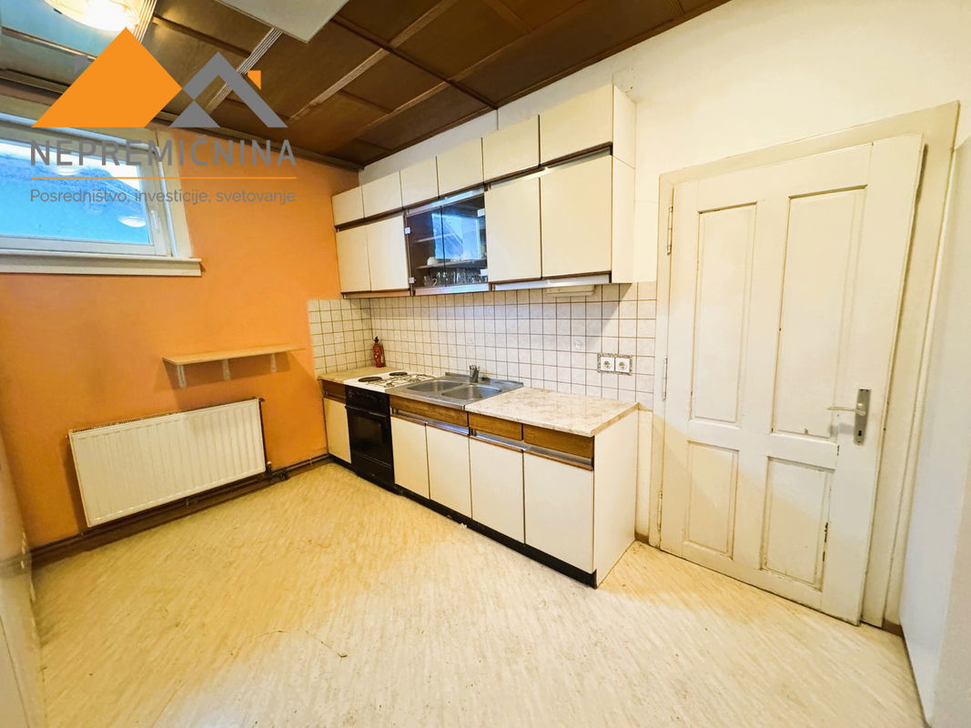 Lokacija: Gorenjska, Radovljica, Lesce