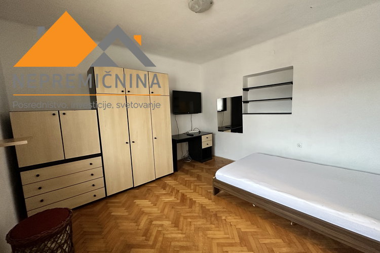 Location: Gorenjska, Kranj, Primskovo