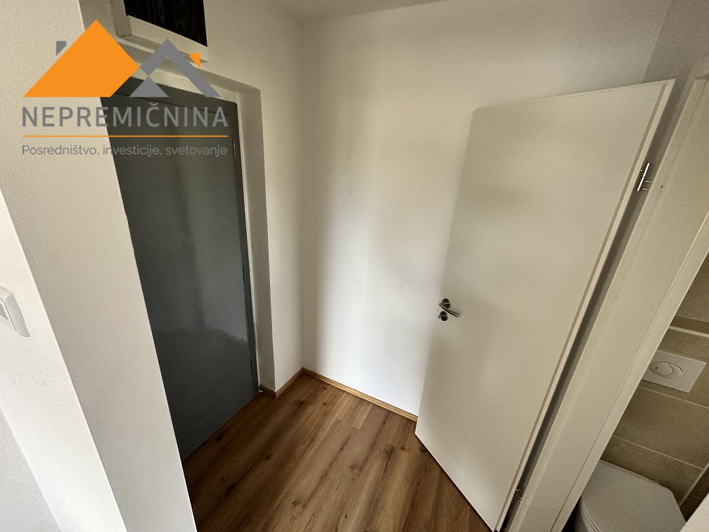 Lokacija: Gorenjska, Kranj, Vodovodni stolp