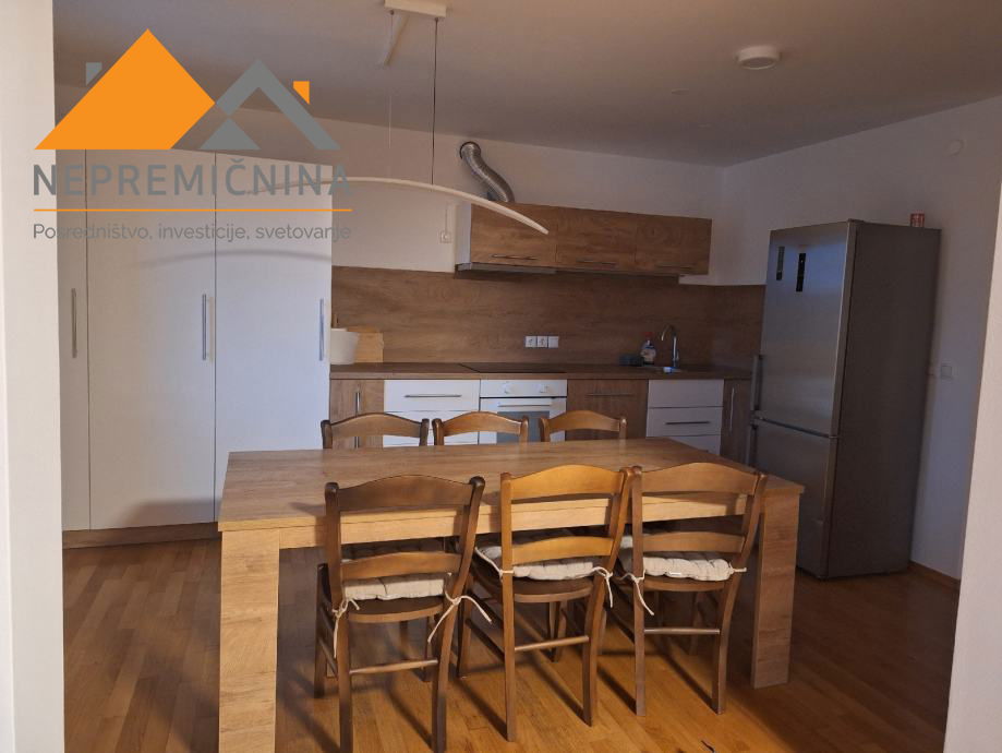 Lokacija: Gorenjska, Kranj, Primskovo