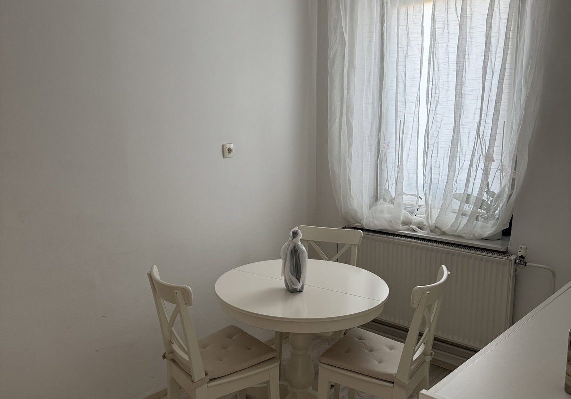 Lokacija: Ljubljana mesto, Šiška, Šiška