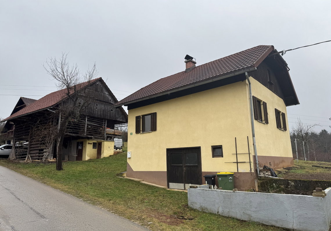 Lokacija: Ljubljana okolica, Ivančna Gorica, Male Lese