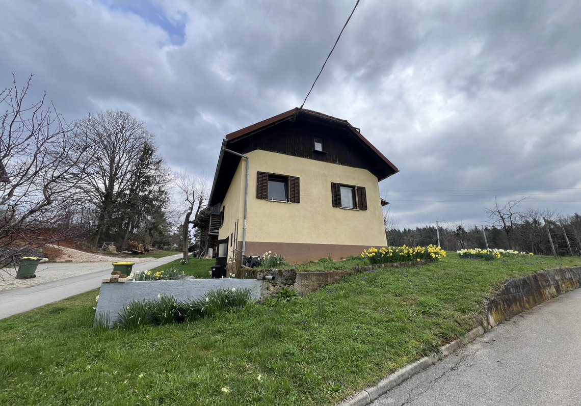 Lokacija: Ljubljana okolica, Ivančna Gorica, Male Lese