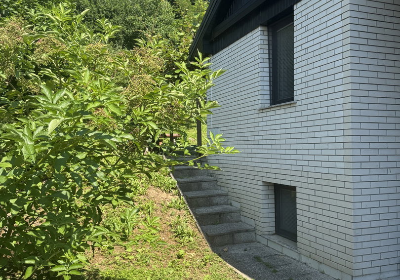 Lokacija: Ljubljana mesto, Šiška, Šmartno pod Šmarno goro