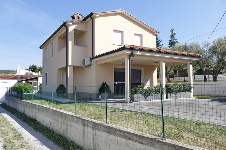 Lokacija: Obalno - kraška, Koper, Zgornje Škofije