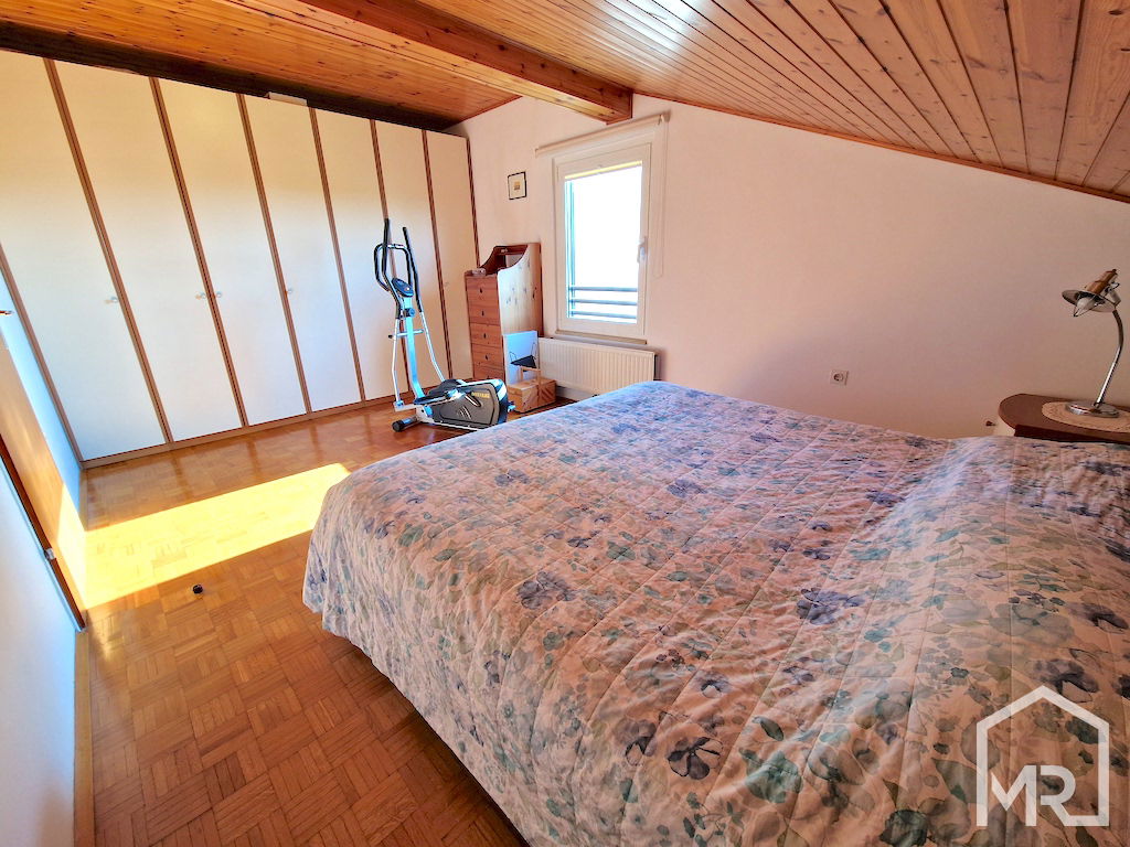 Location: Coastal-Karst, Izola, Livade