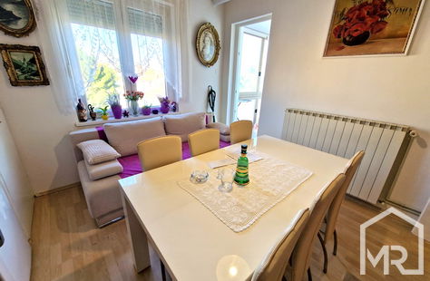 Obalno - kraška, Piran, Lucija center, Oddaja, Stanovanje, 2-sobno, 49 m<sup>2</sup>, 1970