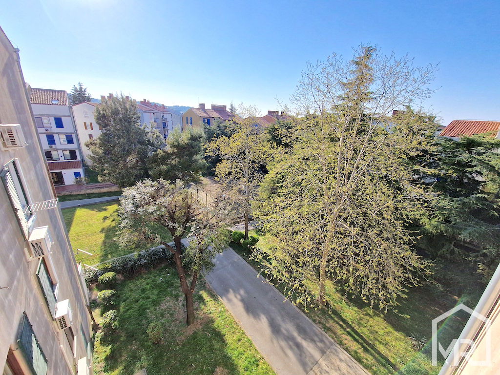 Location: Coastal-Karst, Izola, Livade