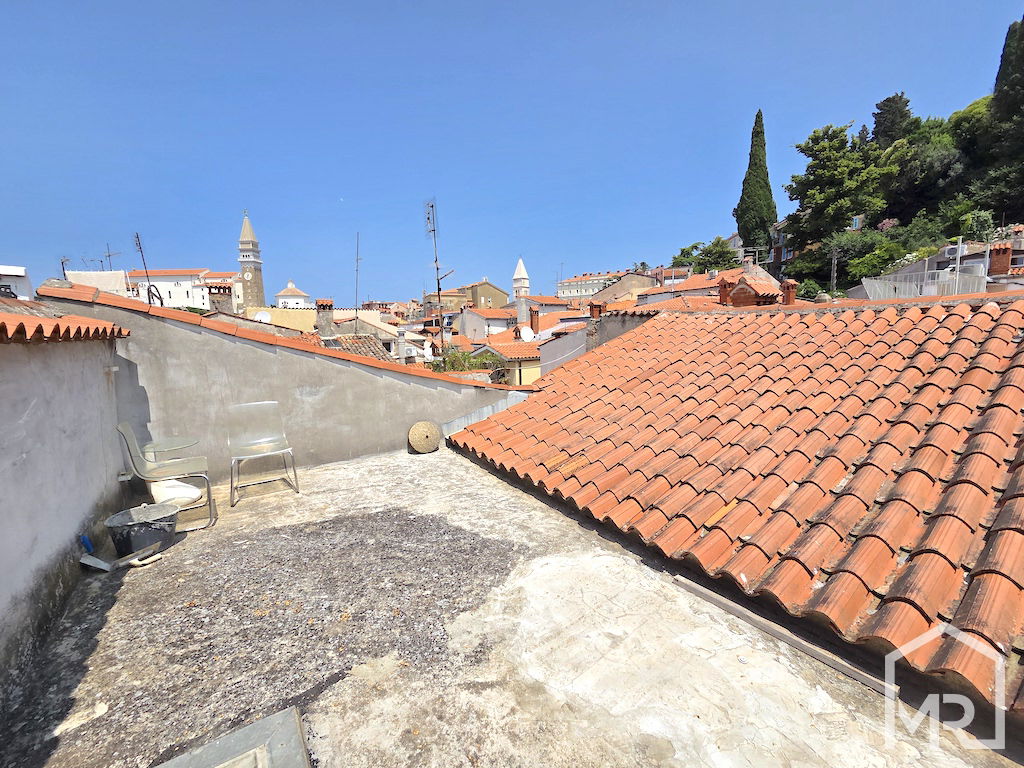 Location: Coastal-Karst, Piran, Center