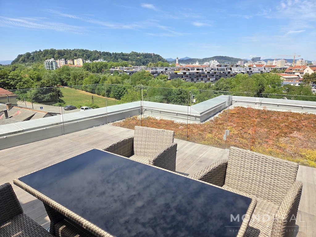 Location: Ljubljana mesto, Center, Center