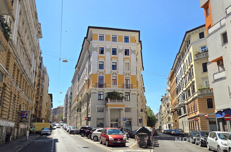 Nepremičnina: Prodaja, Stanovanje, 4-sobno Lokacija: Friuli-Venezia Giulia