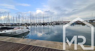 Location: Coastal-Karst, Izola