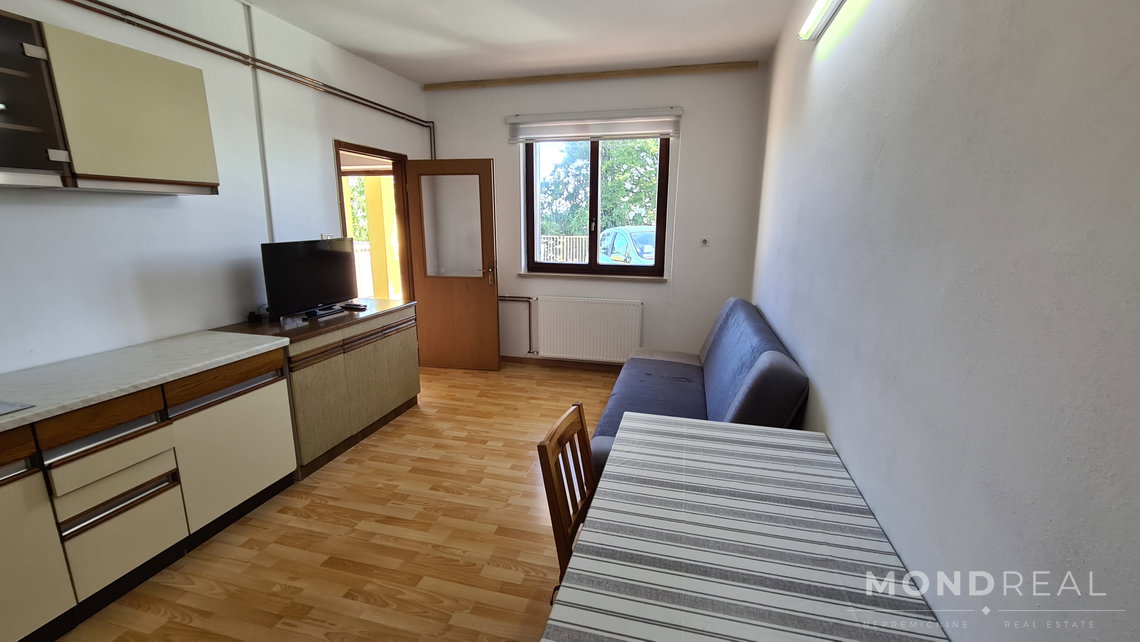 Lokacija: Obalno - kraška, Koper, Olmo