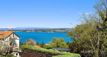 Location: Прибрежная карстовая, Koper, Žusterna