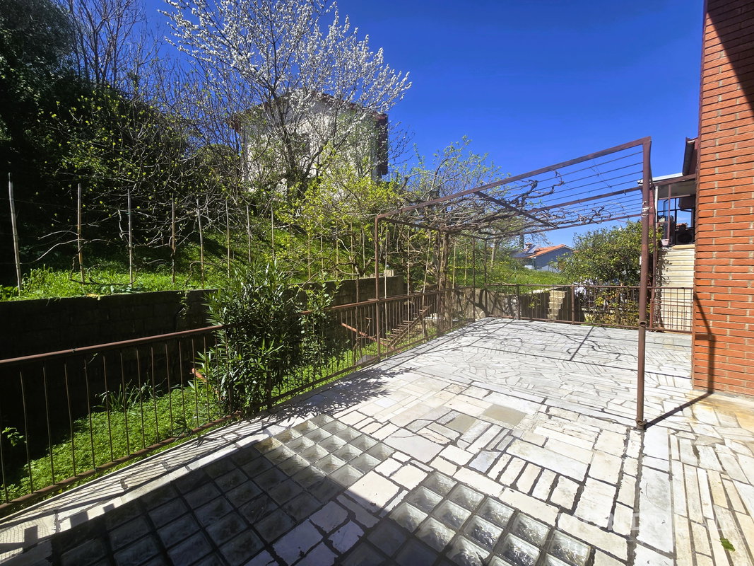 Location: Obalno - kraška, Koper, Žusterna