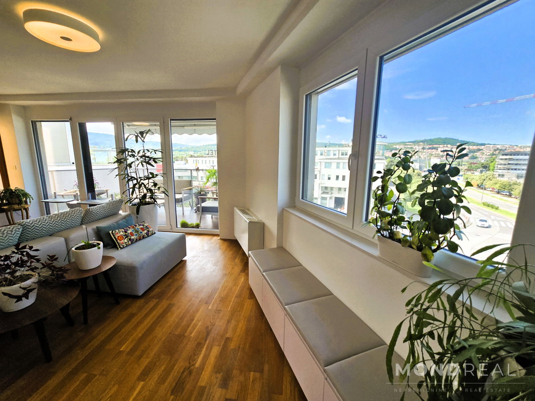 Location: Obalno - kraška, Koper, Center