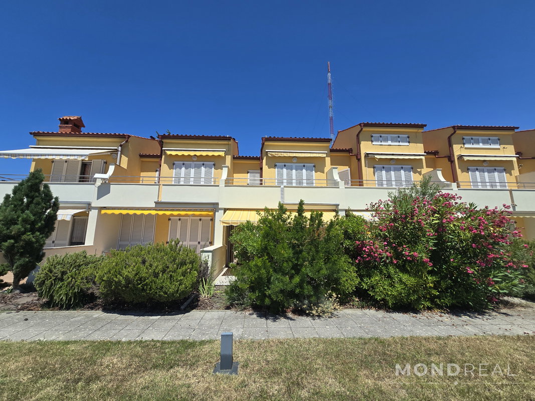Lokacija: Obalno - kraška, Piran, Beli križ