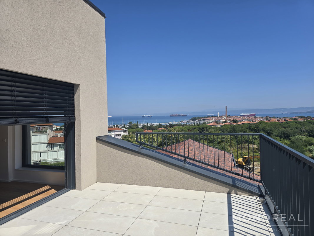 Lokacija: Obalno - kraška, Izola, Livade