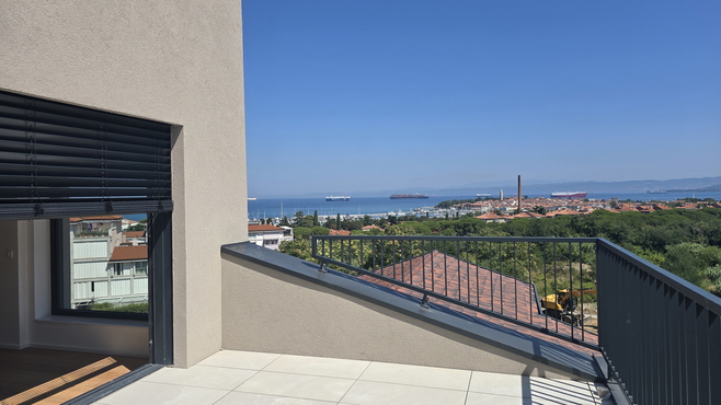 Lokacija: Obalno - kraška, Izola, Livade