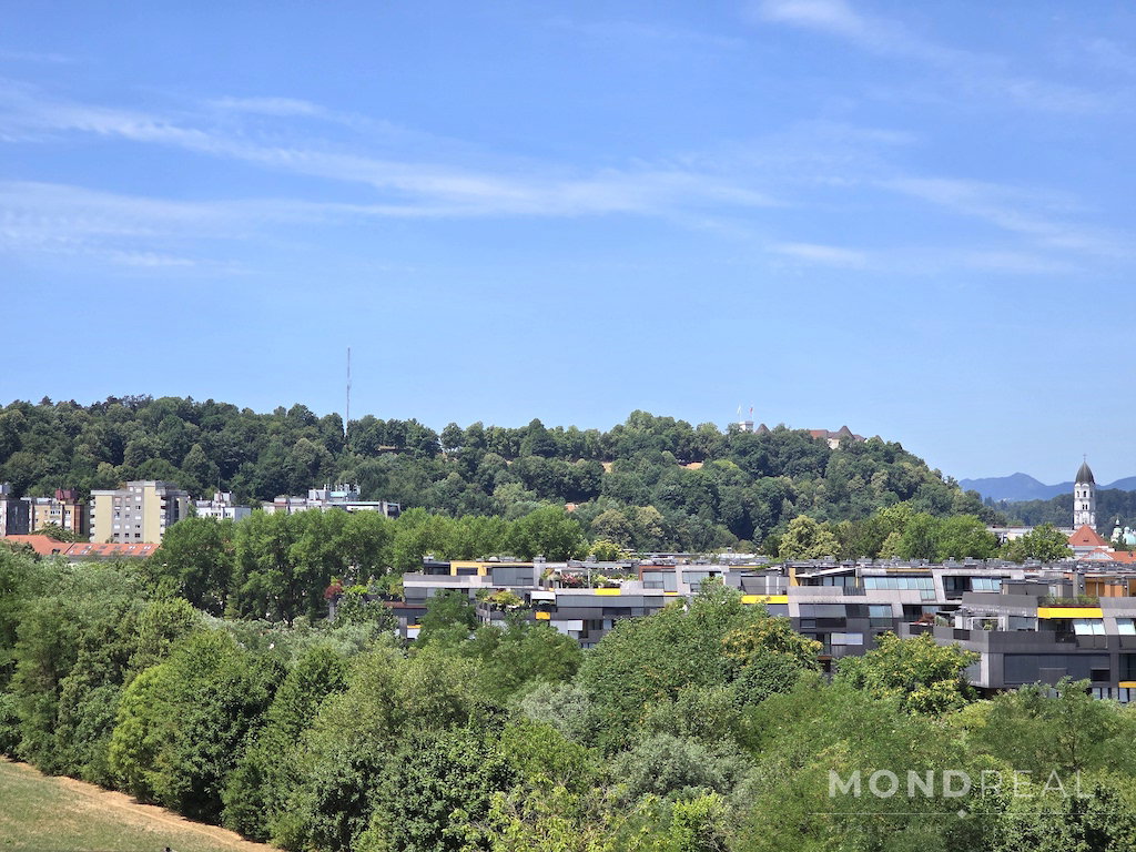 Location: Ljubljana mesto, Center, Center